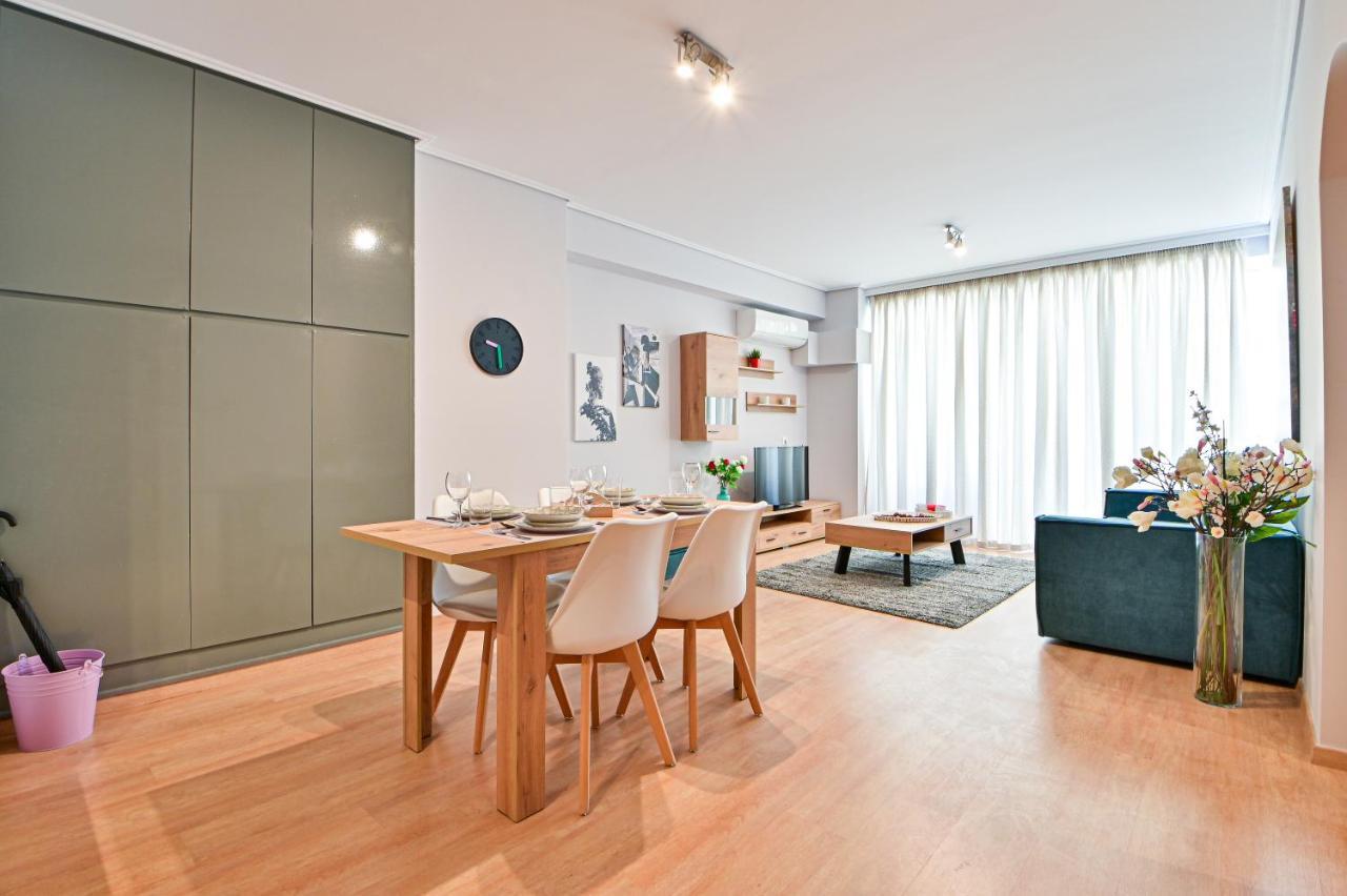 Modern Flat In The Heart Of Port Of Piraeus Apartman Kültér fotó
