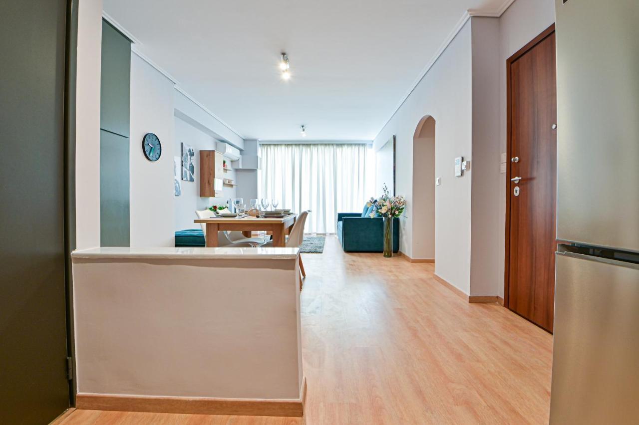 Modern Flat In The Heart Of Port Of Piraeus Apartman Kültér fotó